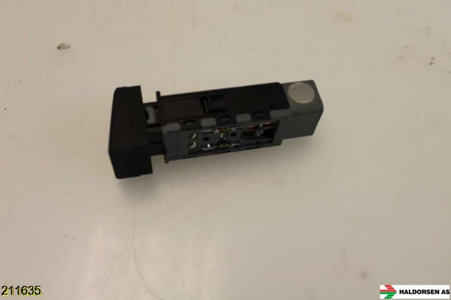 Bryter setevarme til Hyundai H-1 2008-2012 (Type II, Fase 1)  (HYUNDAI|93330 4H0004X|)