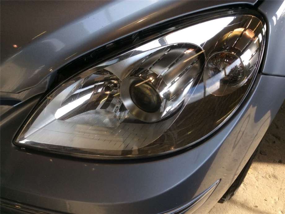 Frontlykt venstre halogen til Mercedes B-Klasse 2005-2008 (Fase 1) (W245) (W245) (MERCEDES|A 169 820 18 61|)