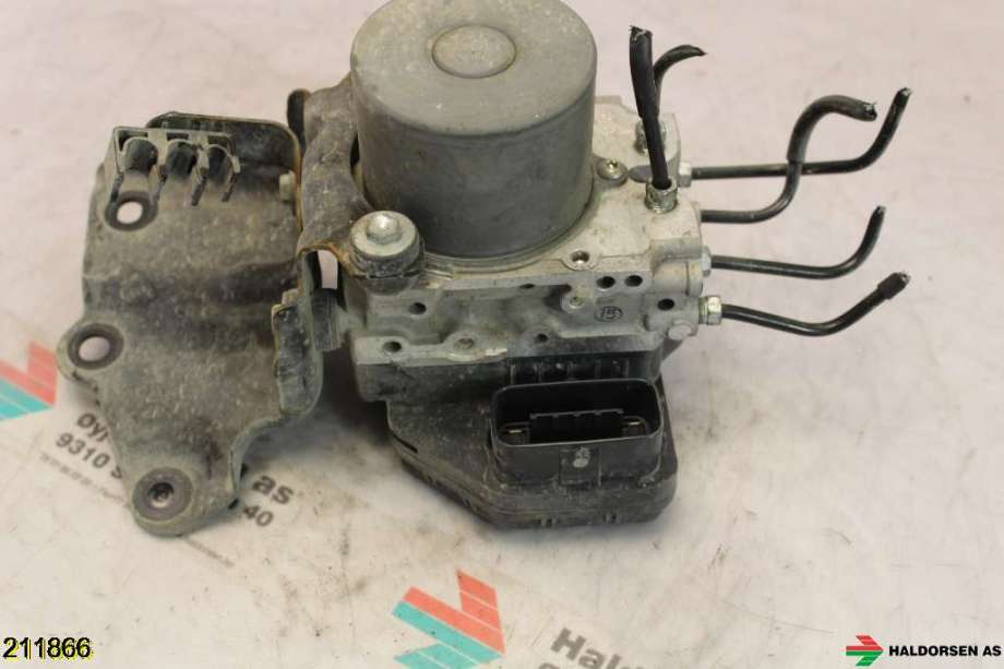 ABS sentral til Toyota RAV4, 2013-2015 (Type IV, Fase 1)  (TOYOTA|44050-42701)