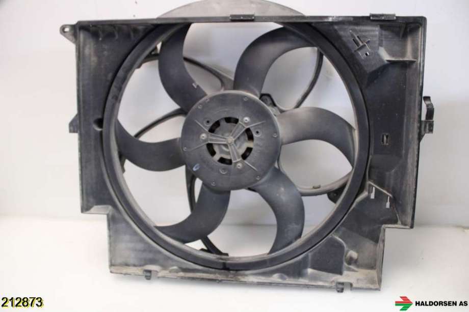 Kjølevifte til BMW 3-Serie 2005-2011 (E90/E91/E92/E93) (E90/E91/E92/E93) (BMW|17 42 8 506 668|)