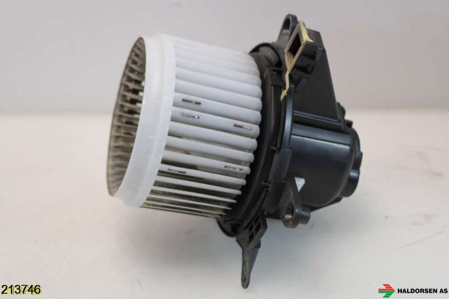 Varmeapparat motor til Peugeot Partner 2019-->> (Type III)  (PEUGEOT|98 212 923 80|98 497 170 80|5P1330400)