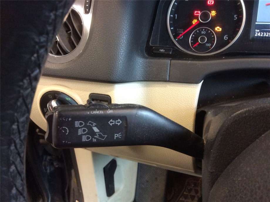 Bryter combi til VW Tiguan 2011-2016 (Type I, Fase 2) (VOLKSWAGEN|5K0 953 502 M||5KO 953 501 BL)