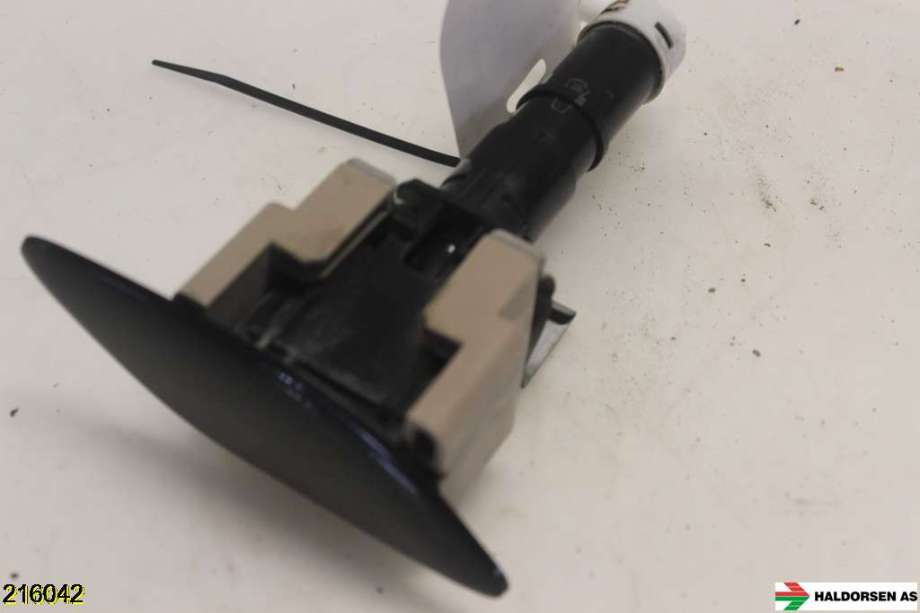 Lyktespylerdyse til Mazda CX-7 2007-2012 (MAZDA|EH66-518G4|)