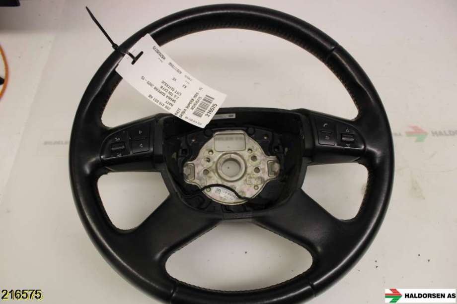 Ratt til Škoda Superb 2008-2015 (Type II) (SKODA|3T0 419 091 AB|)