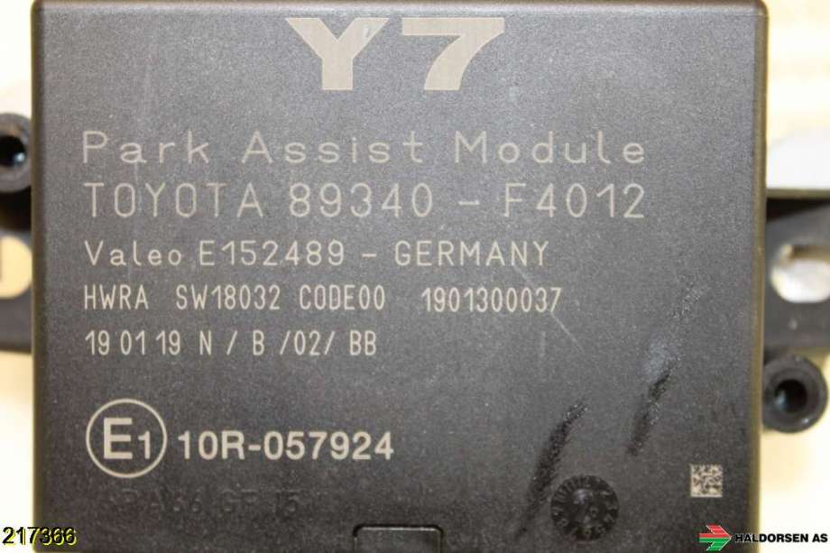 Styreenhet parkering til Toyota C-HR 2016-->>  (TOYOTA|89340-F4012|)
