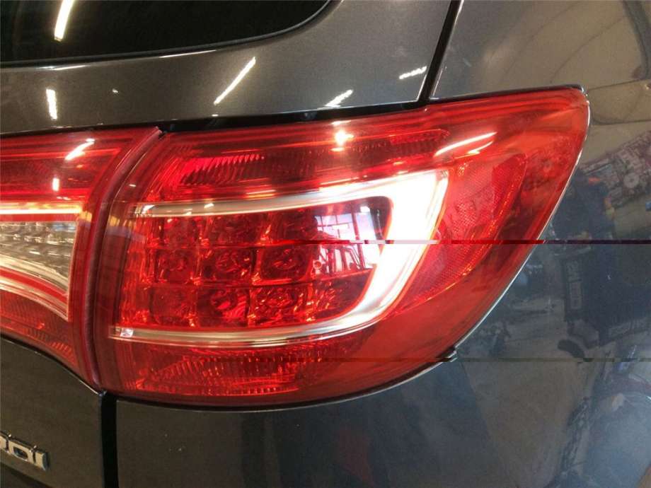 Baklykt høyre til Kia Sportage 2010-2016 (Type III)  (KIA|92402 3W010|)