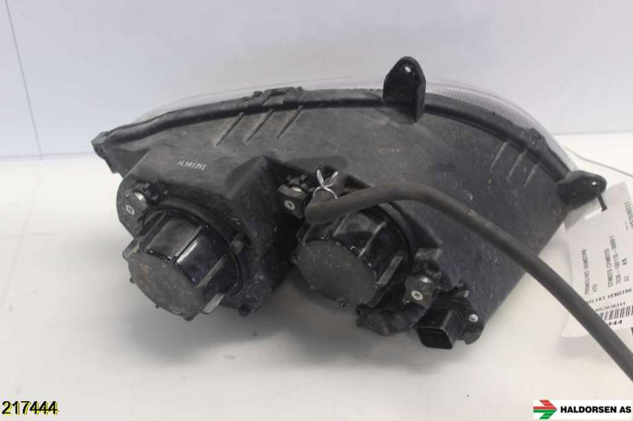 Frontlykt venstre halogen til ATV ATV diverse merker 0-->>  (CFMOTO ZFORCE 550EX||7030-160110-00001)