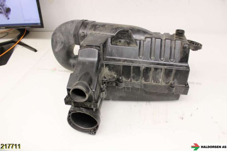 Luftfilterboks til VW Caddy 2010-2015 (Type III, Fase 2)  (VOLKSWAGEN|3C0 129 607 BH|)