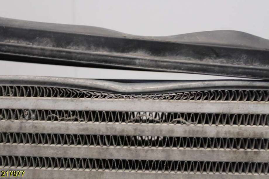 Intercooler til VW Touran 2007-2010 (Type I, Fase 2)  (VOLKSWAGEN|1K0 145 803 M|)