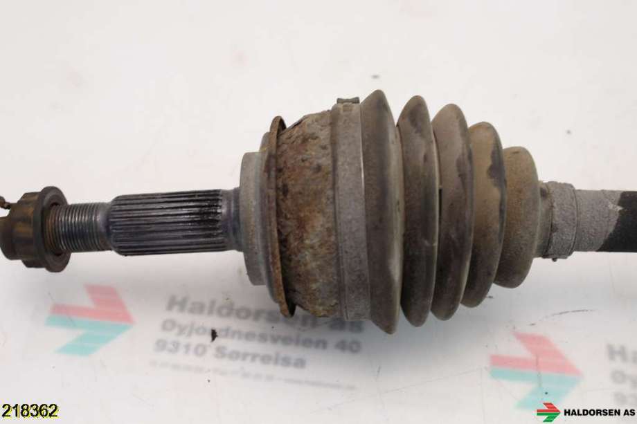 Drivaksel venstre foran til Toyota Yaris 2006-2009 (Type II, Fase 1)  (TOYOTA|434200D180|)