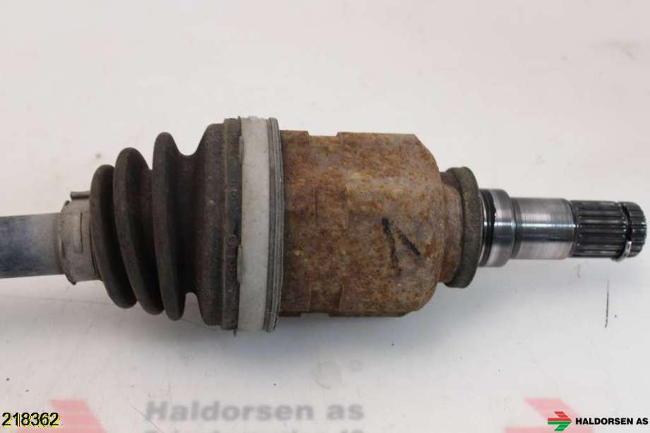 Drivaksel venstre foran til Toyota Yaris 2006-2009 (Type II, Fase 1)  (TOYOTA|434200D180|)