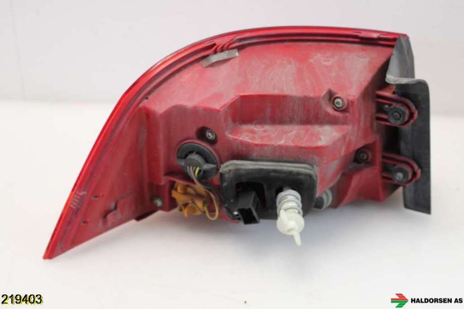 Baklykt høyre til VW Passat 2011-2015 (B7) (B7) (VOLKSWAGEN|3AF 945 208 B|)