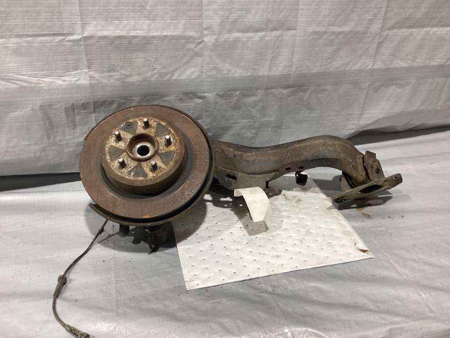 Hjulspindel venstre bak til Nissan X-Trail 2007-2014 (T31) (T31) (NISSAN|43202JG21A|55502JG02B|)