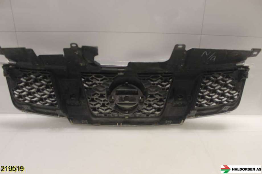 Grill til Nissan X-Trail 2007-2014 (T31) (T31) (NISSAN|623103UB0A|)