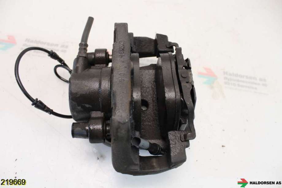 Bremsecaliper venstre foran til BMW X5 2007-2013 (E70) (E70) (BMW|34 11 6 776 783|)