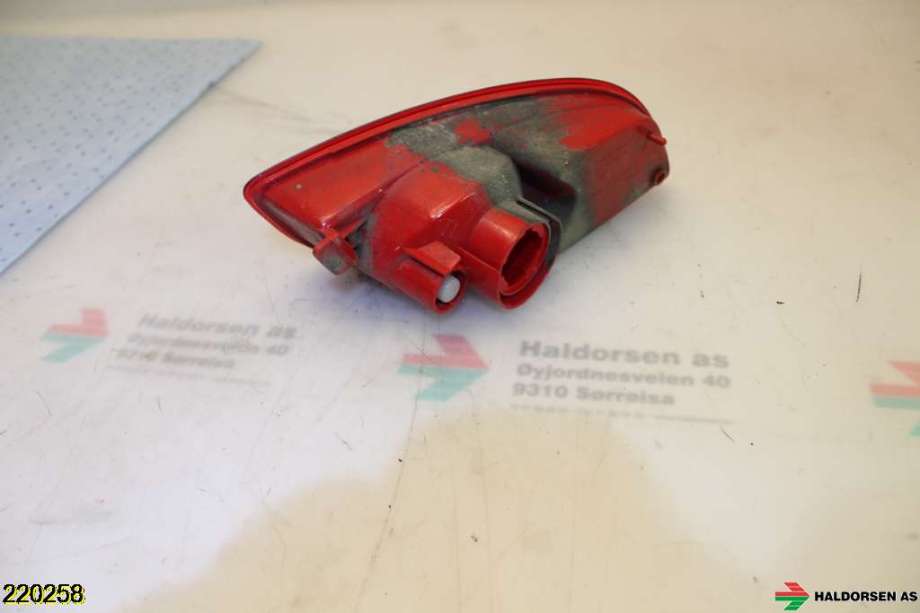 Baklykt fra støtfanger til Hyundai Santa Fe 2006-2009 (Type II, Fase 1) (HYUNDAI|92409 2B000|)