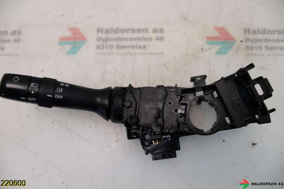 Bryter blink til Toyota RAV4 2006-2009 (Type III, Fase 1) (TOYOTA|8414042091|)