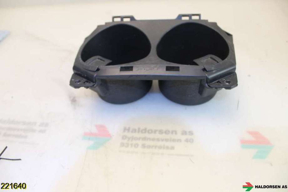 Dashbord koppholder til Toyota RAV4, 2006-2009 (Type III, Fase 1)  (TOYOTA|5883742010B0)