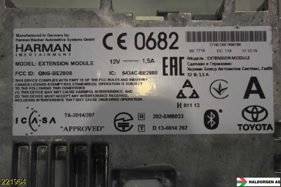Bilstereo navigasjon til Toyota RAV4 2016-2019 (Type IV, Fase 2)  (TOYOTA|8614042330|)