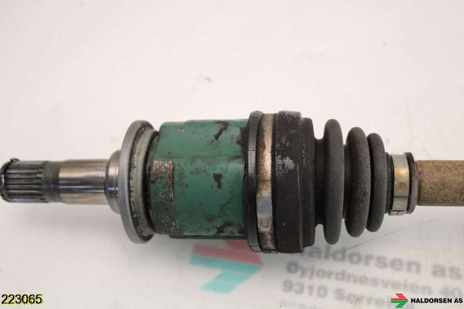 Drivaksel høyre bak til Mitsubishi Outlander 2007-2010 (Type II, Fase 1)  (MITSUBISHI|3715A032|)