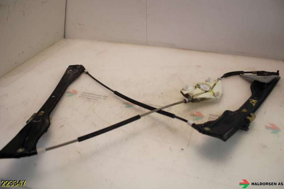 Ruteheis til VW Passat 2005-2010 (B6) (B6) (VOLKSWAGEN|3C1 837 462 L|3C4 831 055 J|)