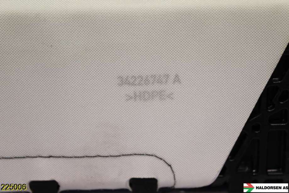 Airbag passasjer til Audi A4 2015-2019 (Type V, Fase 1) (B9) (B9) (AUDI|8W0 880 204 D|)