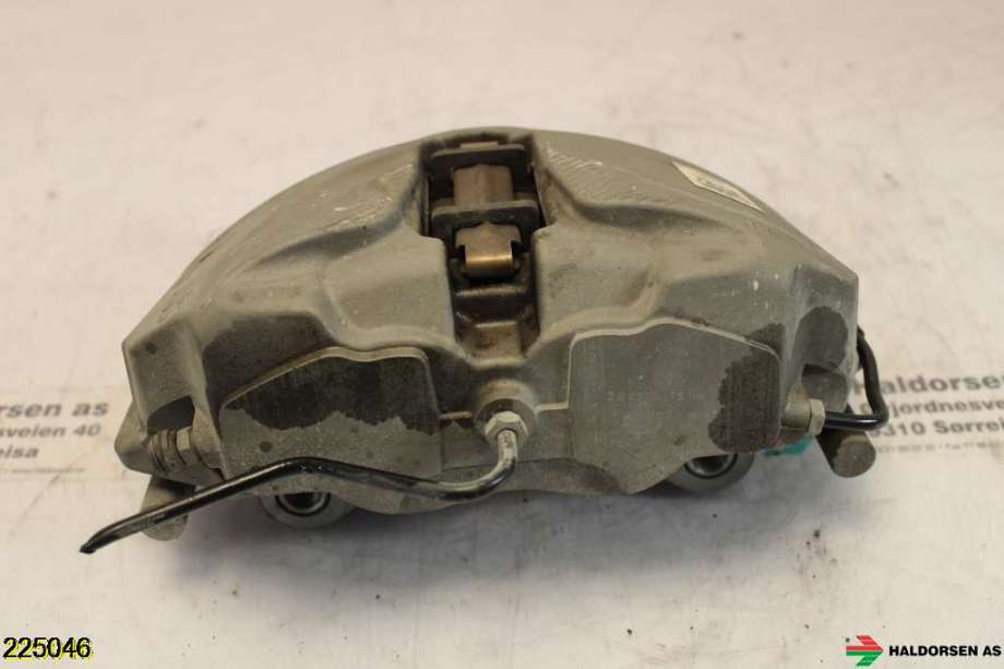 Bremsecaliper høyre foran til Audi A4 2015-2019 (Type V, Fase 1) (B9) (B9) (AUDI|8W0 615 108 D|)