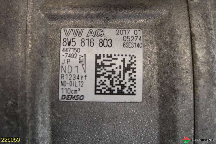 Aircondition kompressor til Audi A4 2015-2019 (Type V, Fase 1) (B9) (B9) (AUDI|4M0 816 803|)