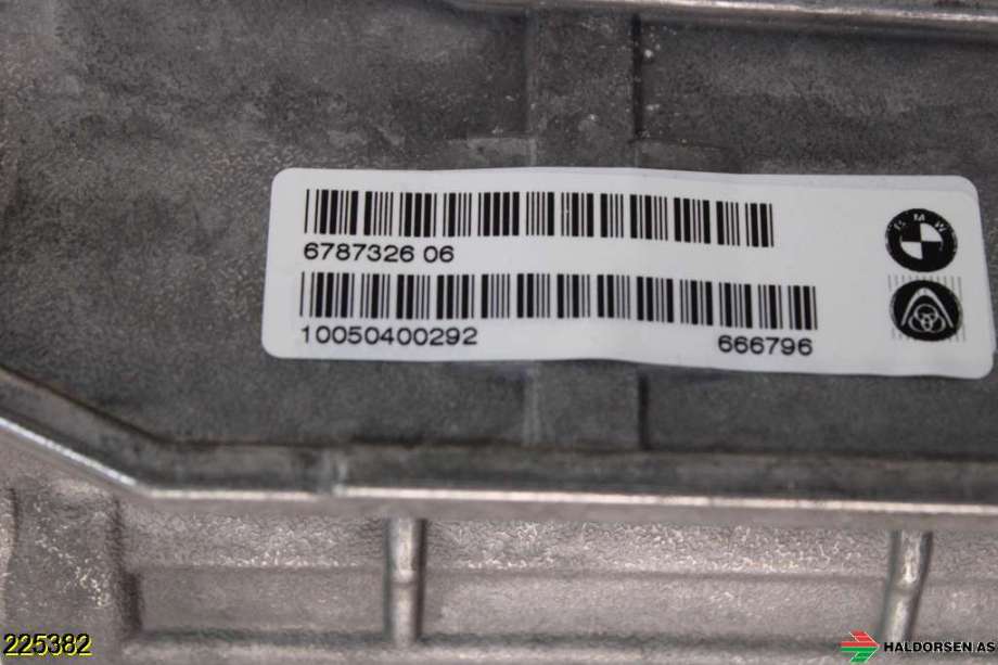 Rattaksel til BMW X3 2010-2017 (F25) (F25) (BMW|32 30 6 854 045|)