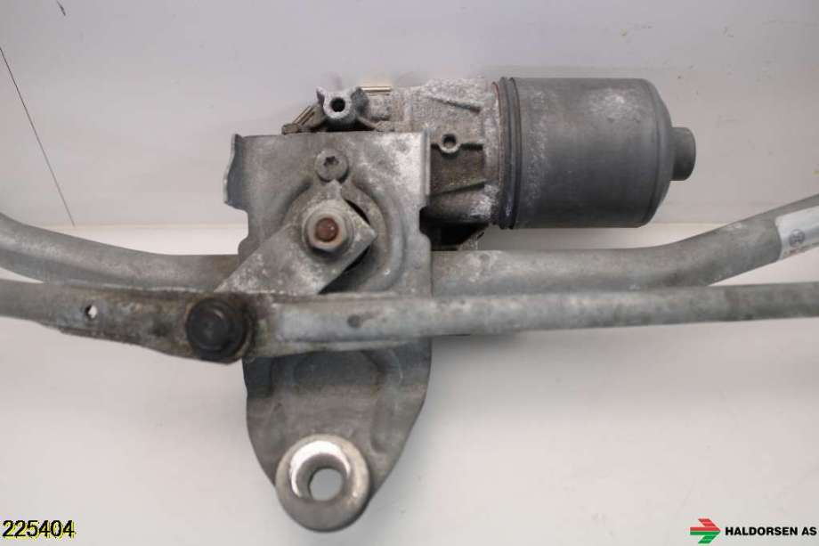 Viskermotor frontrute til BMW X3 2010-2017 (F25) (F25) (BMW|61 61 7 213 275|)
