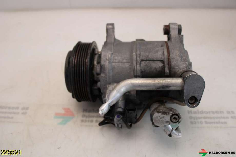 Aircondition kompressor til BMW 1-Serie 2011-2015 (Fase 1) (F20/F21) (F20/F21) (BMW|64 52 9 223 694|)