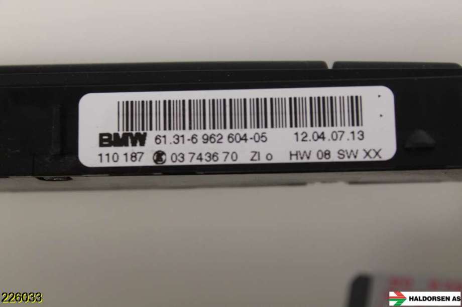 Bryter setevarme til BMW 1-Serie 2004-2011 (E81/E82/E87/E88) (E81/E82/E87/E88) (BMW|61 31 9 123 756|)
