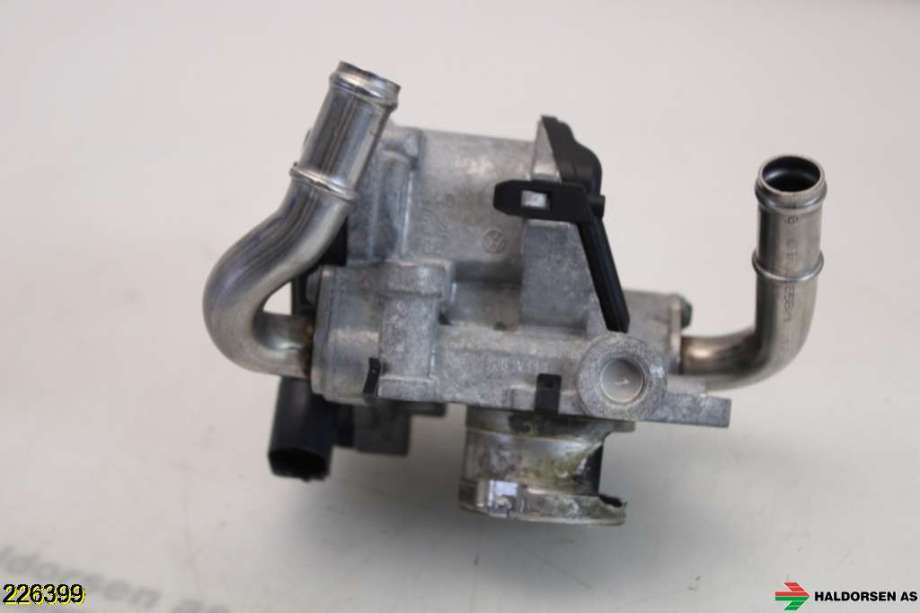 EGR-ventil til VW Touran 2015-2021 (Type II)  (VOLKSWAGEN TOURAN|04L 131 501 AD||04L131501RV110)