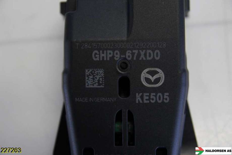 Sensor radar til Mazda 6 2013-2015 (Type III, Fase 1)  (MAZDA|GHP9-67-XD0|)