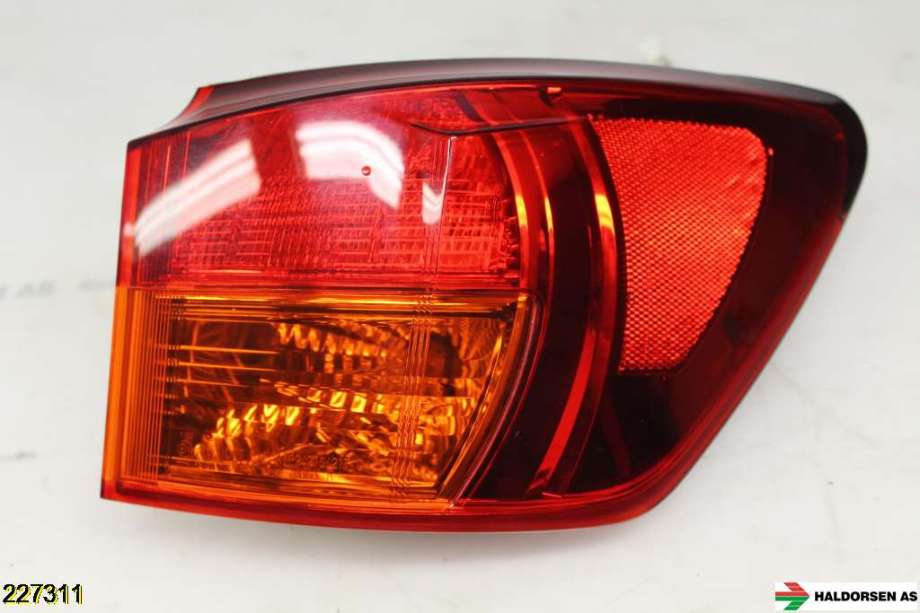 Baklykt høyre til Lexus IS 2006-2013 (Type II) (XE20) (XE20) (LEXUS|8155153162|)