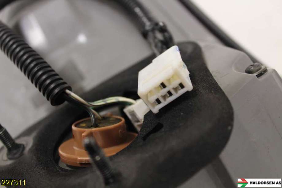 Baklykt høyre til Lexus IS 2006-2013 (Type II) (XE20) (XE20) (LEXUS|8155153162|)