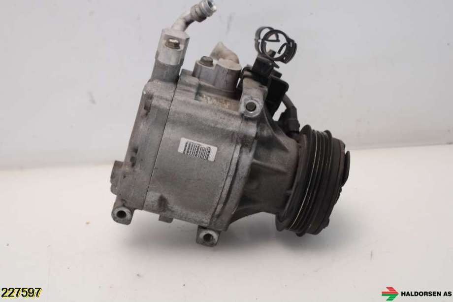 Aircondition kompressor til Subaru Outback 2003-2007 (Type III, Fase 1)  (SUBARU|73111AG000|)