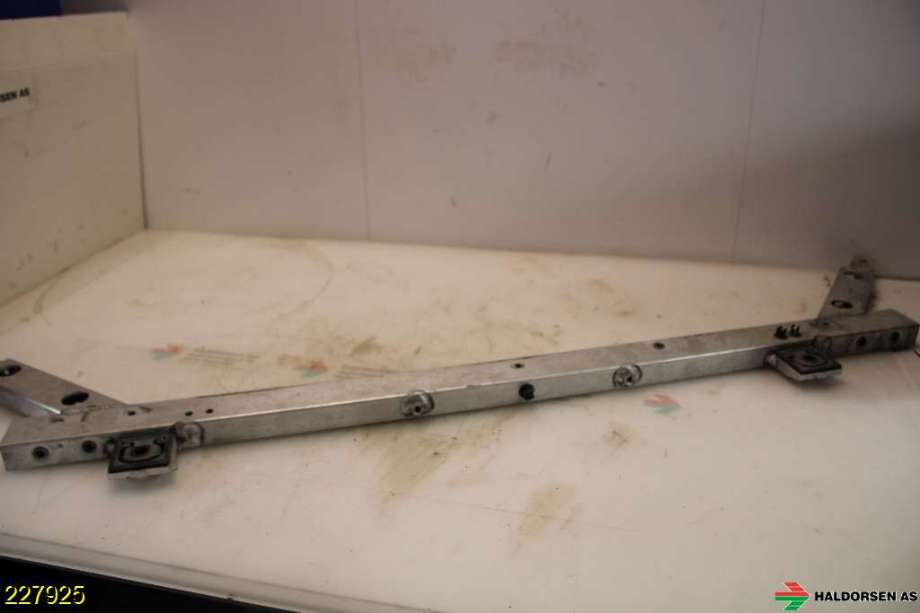 Diverse deler til Volvo XC90 2015-2025 (Type II)  (VOLVO||31425937)
