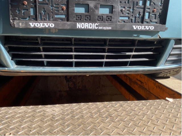 Grill til Volvo V50 2004-2007 (Fase 1) (VOLVO|30657006|)