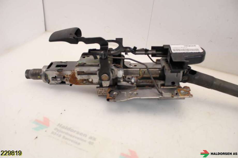 Rattaksel til VW Caddy 2010-2015 (Type III, Fase 2) (VOLKSWAGEN|1T1 419 502 M|)