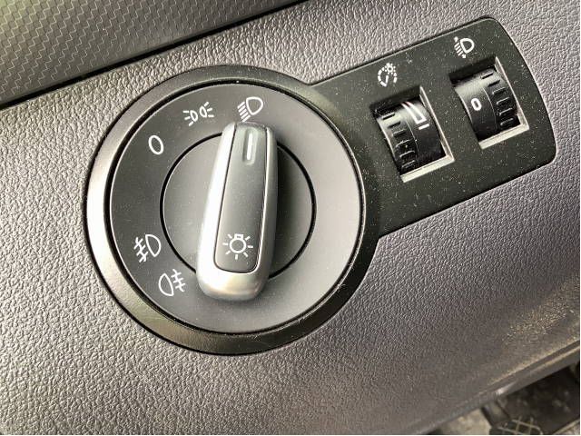Bryter lys til VW Caddy 2010-2015 (Type III, Fase 2) (VOLKSWAGEN|1K0941431BB|)