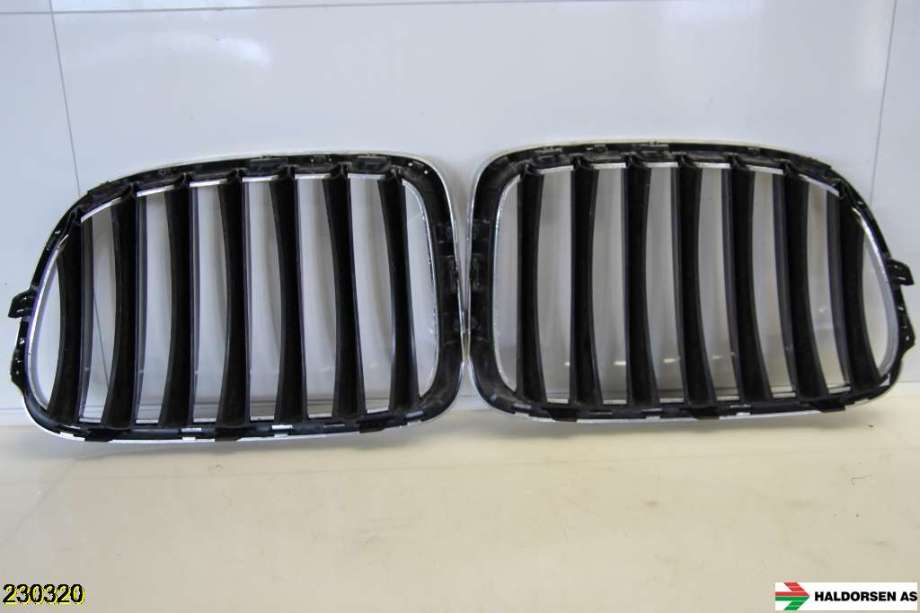 Grill til BMW X1 2009-2015 (E84) (E84) (BMW|51117347670|)