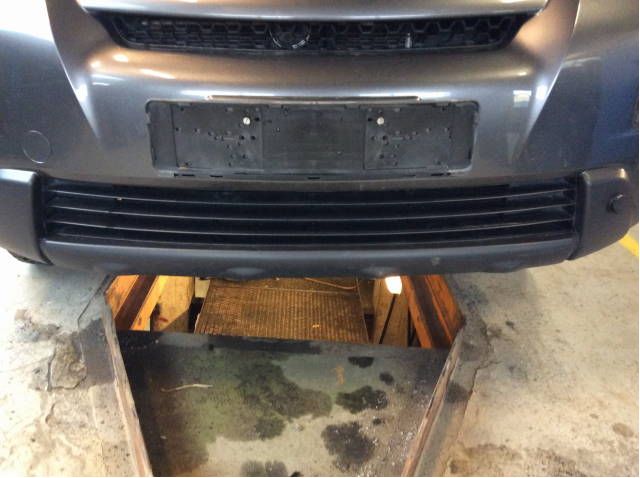 Grill til Toyota Urban Cruiser, 2009-2014 (TOYOTA|5311252340)