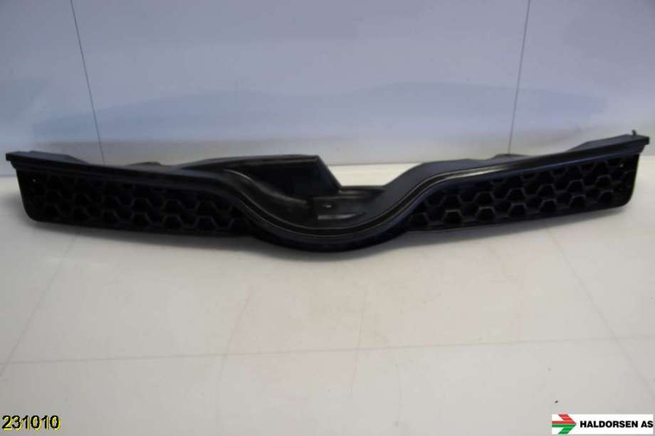 Grill til Toyota Urban Cruiser, 2009-2014 (TOYOTA|5311452040)