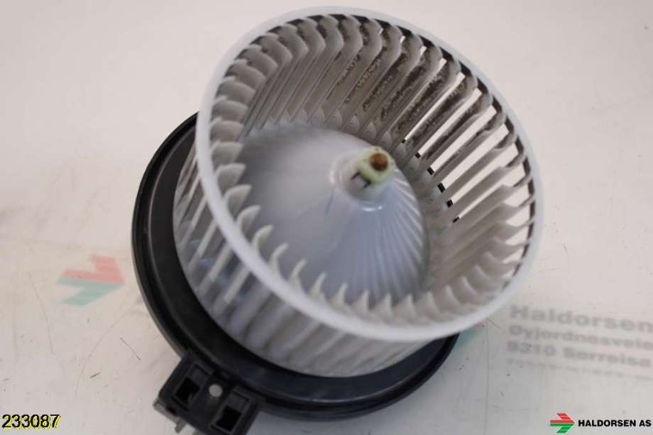 Varmeapparat motor til Mazda CX-3 2015-2022  (MAZDA|DD2F-61-B10|)
