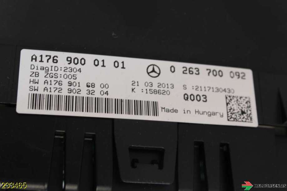 Instrumentpanel til Mercedes A-Klasse 2012-2018 (W176) (W176) (MERCEDES|A 176 900 33 03|)