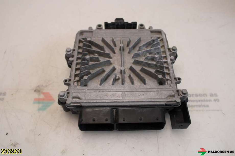 Styreenhet motor til Volvo V70 2007-2013 (Type III, Fase 1)  (VOLVO|36001858|)