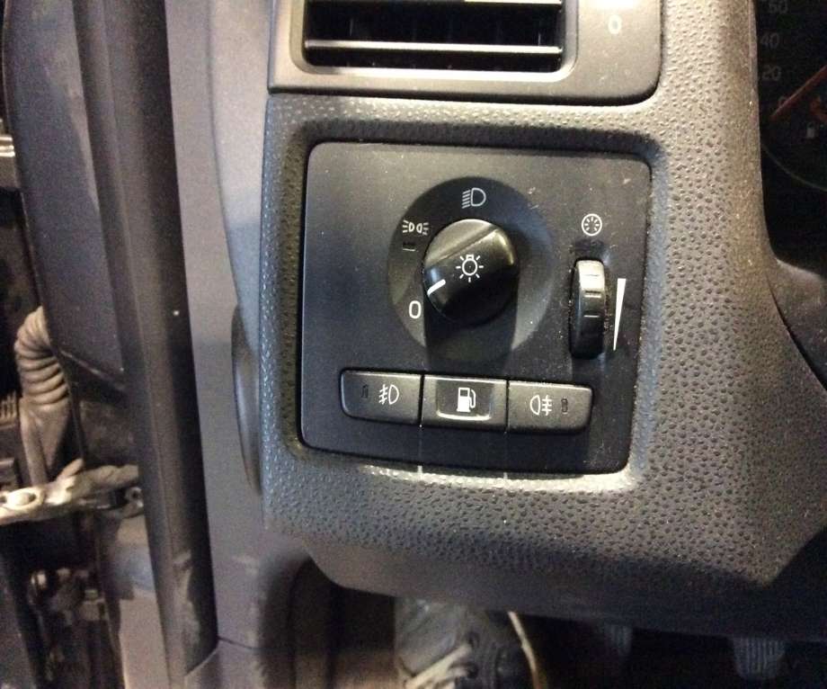 Bryter lys til Volvo V50, 2007-2012 (Fase 2)  (VOLVO|)