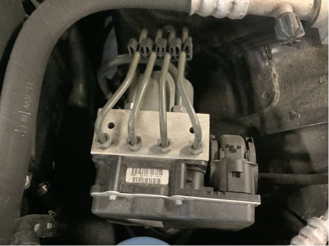 ABS sentral til Mercedes E-Klasse 2009-2013 (Fase 1) (W212) (W212) (MERCEDES|A 212 431 30 12||A 212 431 29 12)