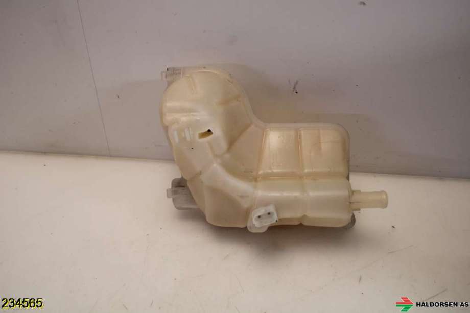 Ekspansjonstank til Audi A4 2004-2008 (Type III) (B7) (B7) (AUDI|8E0121403|)